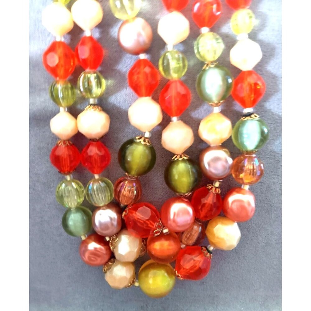 Vintage Multicolor Beaded Necklace With Faceted & Pearlescent Beads